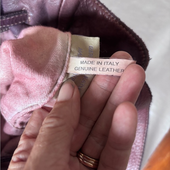 Caterina Lucchi Handcrafted Leather Floral Cut Out Hobo Bag Purple/Pink - Picture 6 of 12